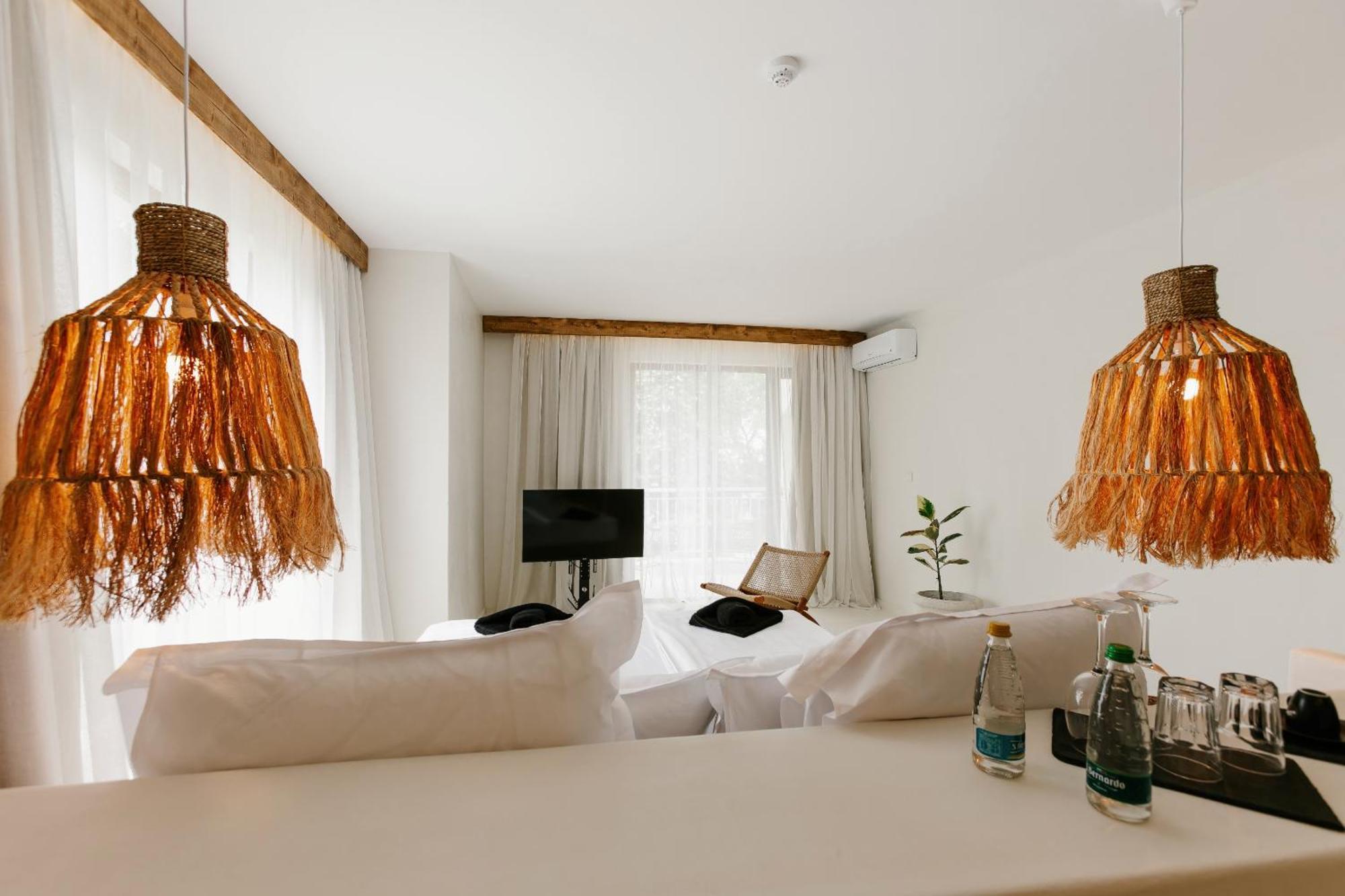 Paradise Bay Hotel 索佐波尔 外观 照片
